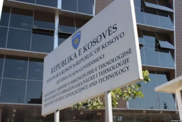Një ditë para hapjes së shkollave Ministria e Arsimit organizon konferencë