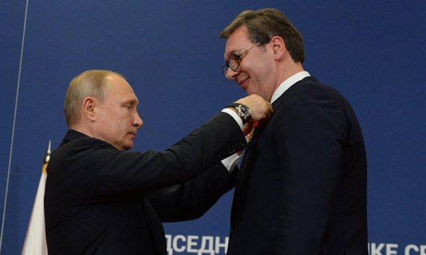Vuçiq i raporton Putinit për marrëveshjen e nënshkruar në Washington