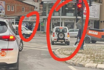 Zyrtarit me “3Z” s’i bëhet vonë për policinë, para tyre hyn në të kuqen e semaforit