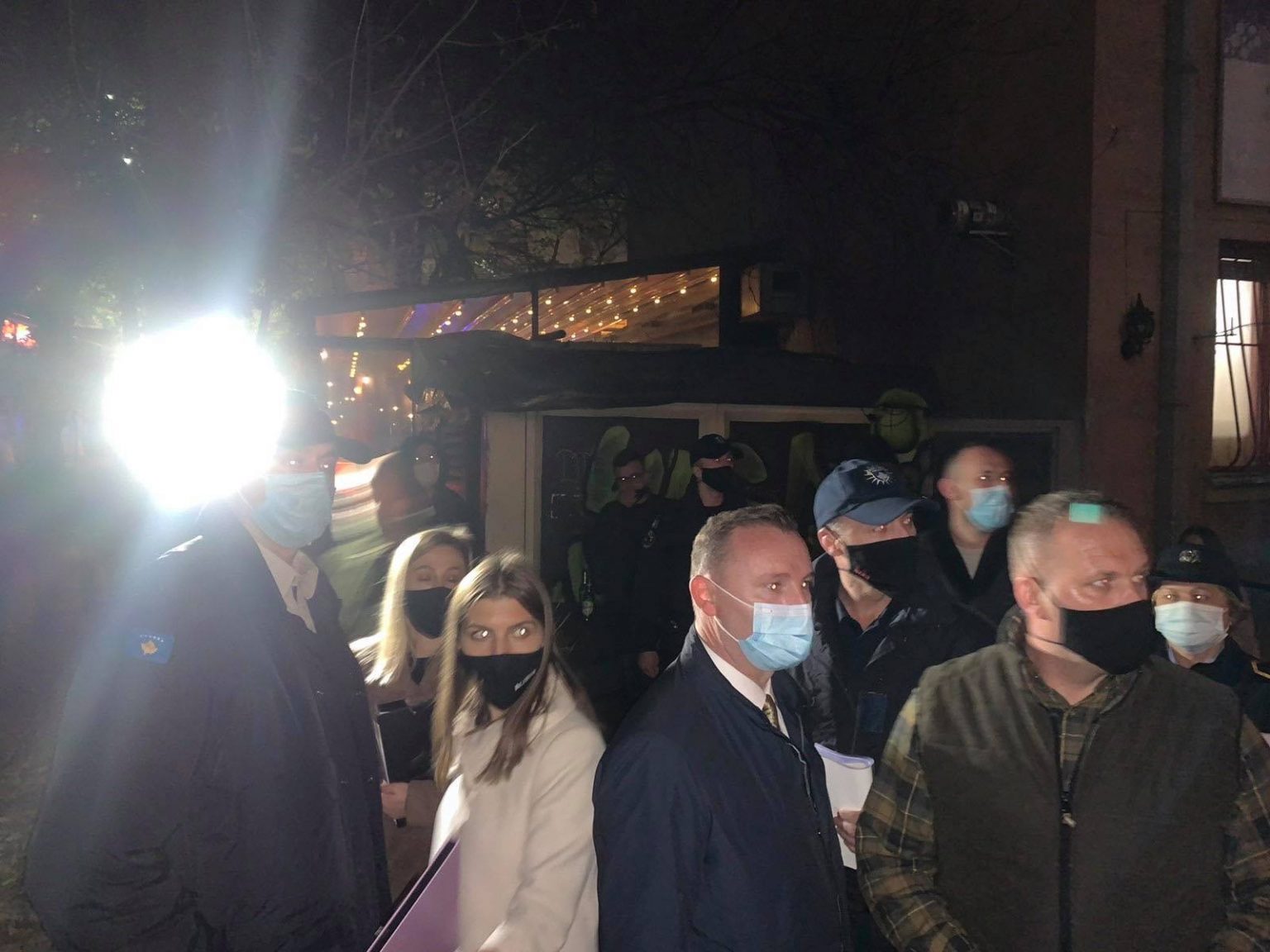 Lokalet të hapura deri në ora 21:00, këto janë disa nga masat e reja