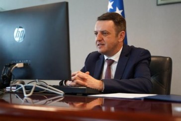 Kërkohet dorëheqja e Selim Selimit