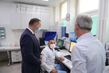 IKSHPK me dy aparatura të reja, kapaciteti i testimit për COVID-19 do të rritet deri tri herë më shumë