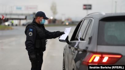 Policia mbush arkën e shtetit me afro 2 milionë euro, dënon mbi 50 mijë qytetarë për mos bartje të maskës