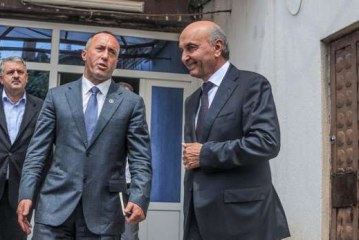 Haradinaj e pranon futjen e PDK-së në Qeveri por ia kujton LDK-së që e do presidentin