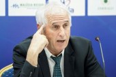 Challandes flet pas barazimit me Greqinë, e përgëzon këtë futbollist për paraqitjen e treguar