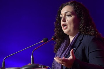 Vjosa Osmani voton për ligjin e rimëkëmbjes ekonomike