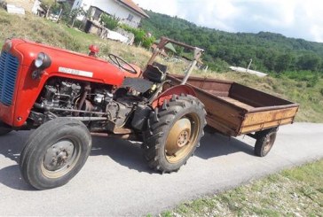Ngjarje e rëndë në Shqipëri: Babai mbyt me traktor djalin e tij 5-vjeçar