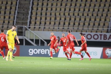 Mbyllet pjesa e parë: Maqedoni 2:1 Kosovë