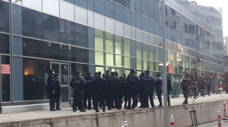 Siguria në rend të parë: Shtohet numri i policëve në ‘Teodor Proeski’