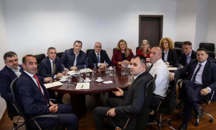 Deputetja e AAK-së kërkon shkarkimin e Driton Selmanajt