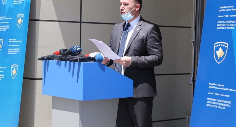 A po mbyllet vendi, vjen lajmi i fundit nga Armend Zemaj