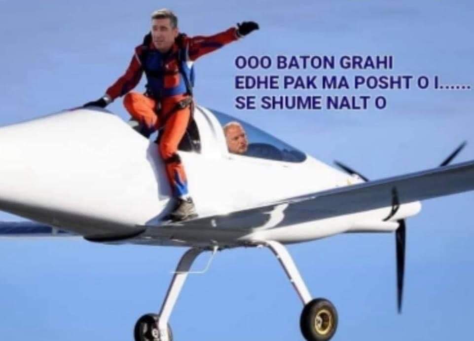 Foto kur Kadri Veseli kërceu nga aeroplani”, nisin talljet me Baton Haxhiun