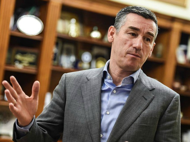 Veseli dha zyrtarisht dorëheqje edhe nga posti i deputetit ditën kur udhëtoi për Hagë