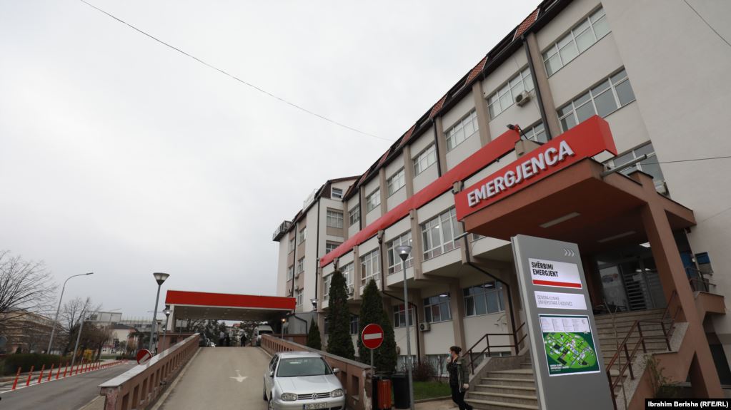 Pezullohet nga puna drejtori, kardiokirurgët sabotojnë punë