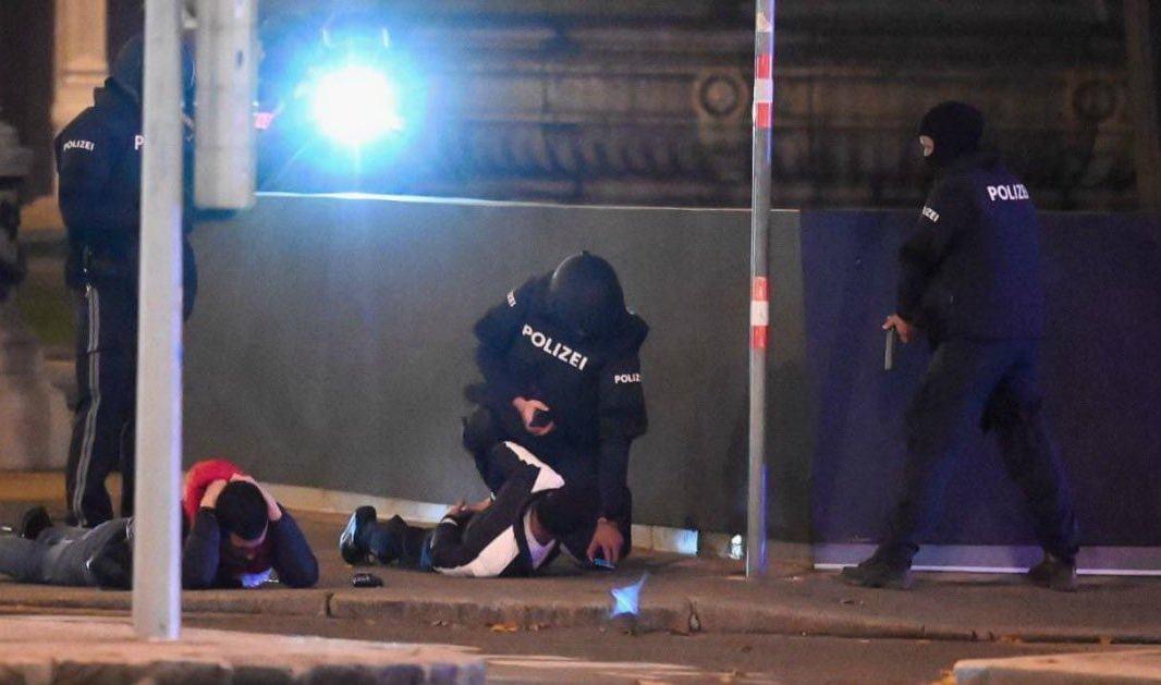 Tre policët që i luftuan dje terroristët në Vjenë ishin nga Kosova