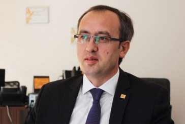 Hoti thotë se për emërimin e konsullit në Pragë është njoftuar nga mediat