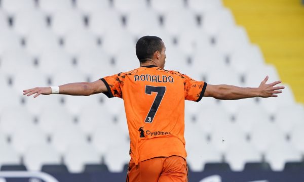 Ronaldo vjen me dy gola të shpejta