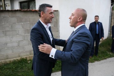 “Ishim bashkë në kohët e vështira, jemi bashkë edhe sot”- Reagon Haradinaj pasi Veselit i konfirmohet aktakuza
