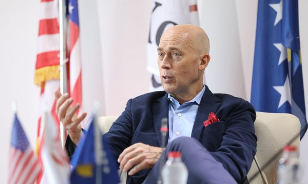 Ish-kongresisti: Biden do ta njeh historinë e Kosovës, Trump nuk pati memorie institucionale