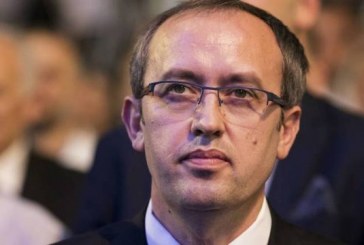 Hoti: LDK nuk do të lejoj që shoqëria kosovare të dorëzohet përballë militantëve të dhunshëm të Facebookut