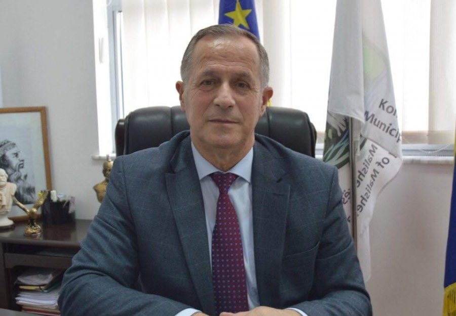 Kryetari i Malishevës mposht koronavirusin