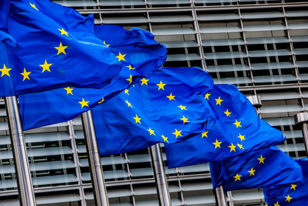 BE-ja ndihmon Kosovën me 26,5 milionë euro për luftën me pandeminë