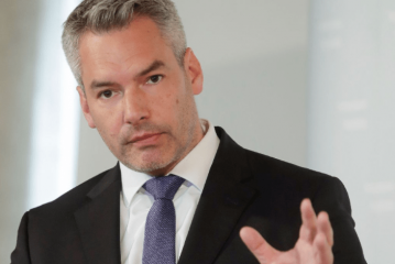 Ministri i Brendshëm i Austrisë: Sulmi po vazhdon, kryesit janë të armatosur rëndë
