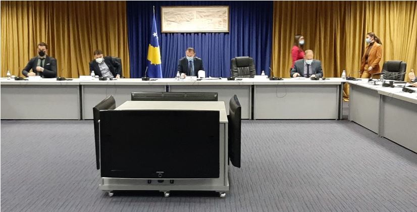 Nis takimi i Komitetit, pritet ndërmarrja e masave të reja për parandalimin e COVID-19
