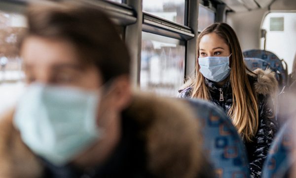 Jeta pas pandemisë, a do të jetë përdorimi i maskës pjesë e normalitetit të ri?