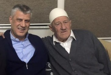 Babai i Hashim Thaçit i rënduar emocionalisht: Djali ynë ka luftuar për kombin shqiptar, e presim të kthehet faqebardhë