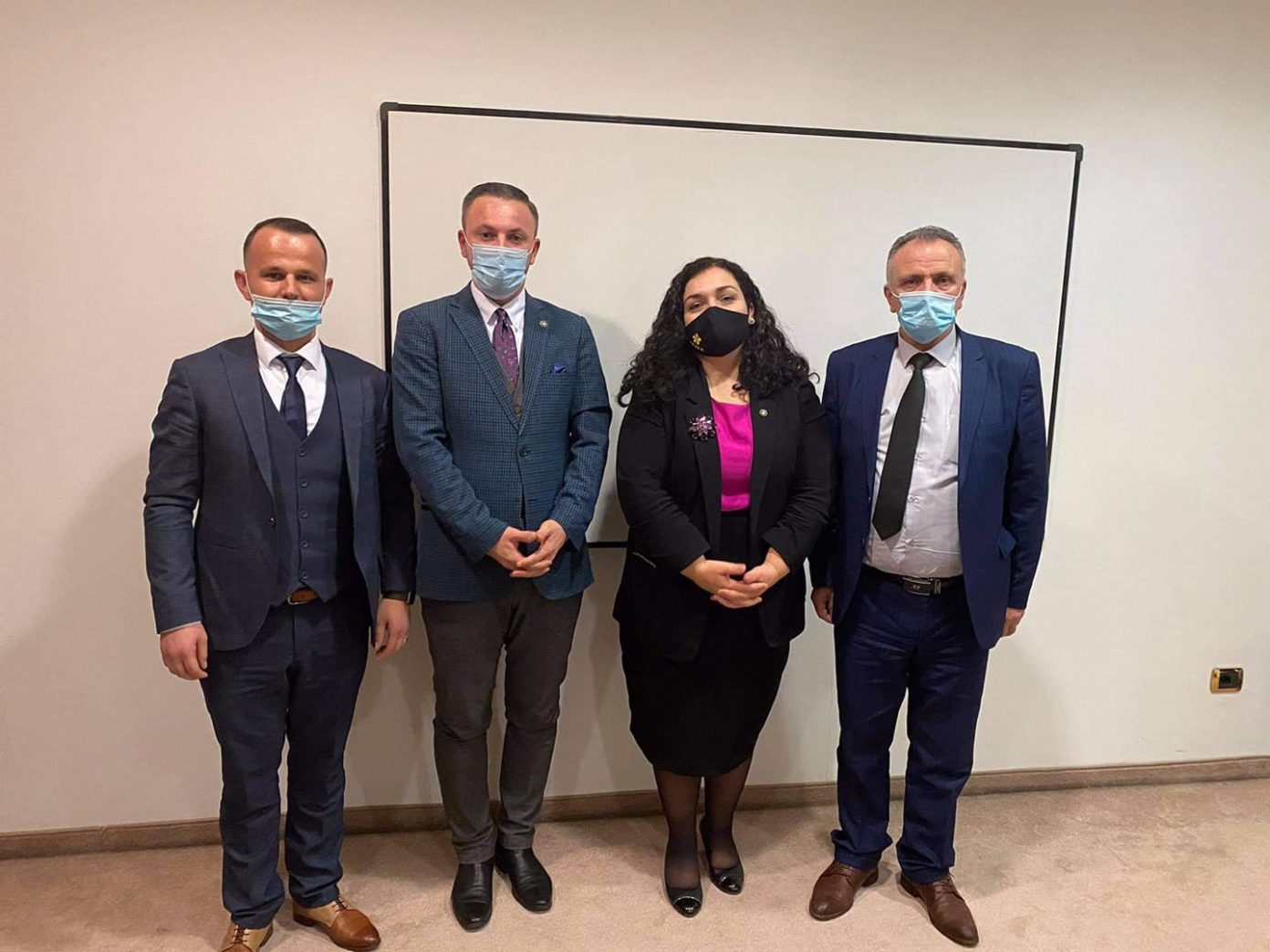 Goditja e radhës për LDK-në nga Vjosa, i’a merr asambleistat LDK-së në Malishevë