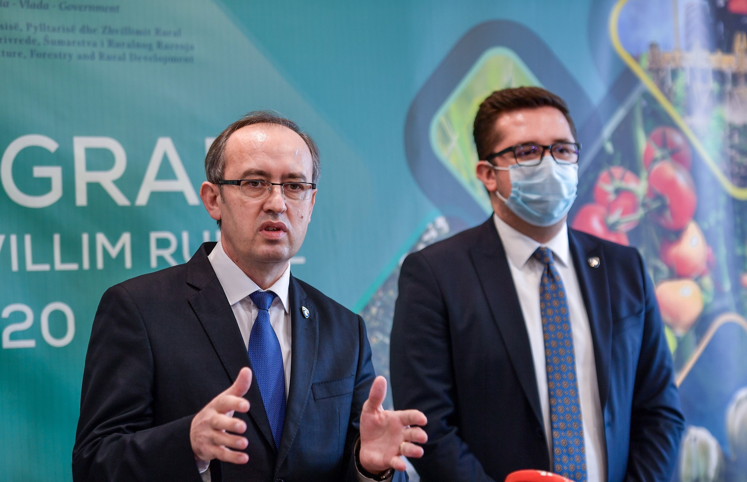 Kryeministri Hoti: Pavarësisht pandemisë, bujqësia po e merr vëmendjen e duhur
