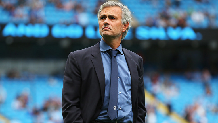 Ankohet Mourinho: Klopp i pasjellshëm, mua më përjashtojnë nëse sillem si ai
