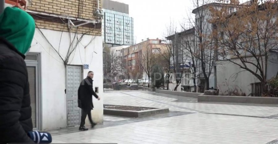 Diçka po zihet, deputeti i AAK-së futet në zyret e LDK-së pas mbledhjes