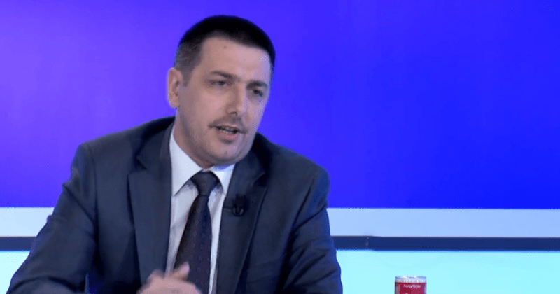 Pas konfrontimeve me mërgimtarët, mbyllet profili në Facebook i Valon Sylës