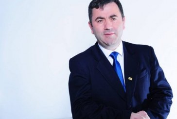 Naim Fetahu jep dorëheqje nga PDK-ja