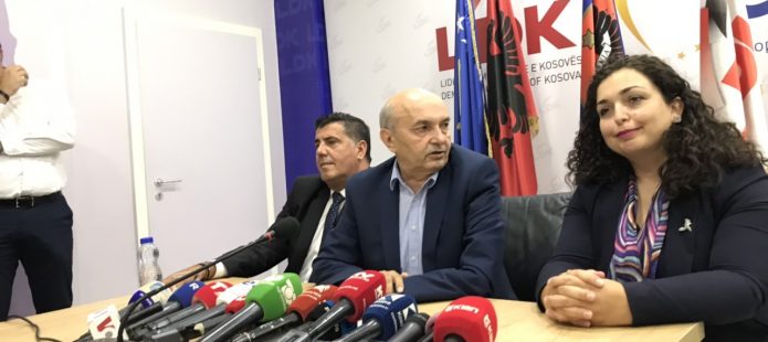 Mustafa: Vjosa Osmani le ta provojë veten pa LDK-në, sa vota po i merr