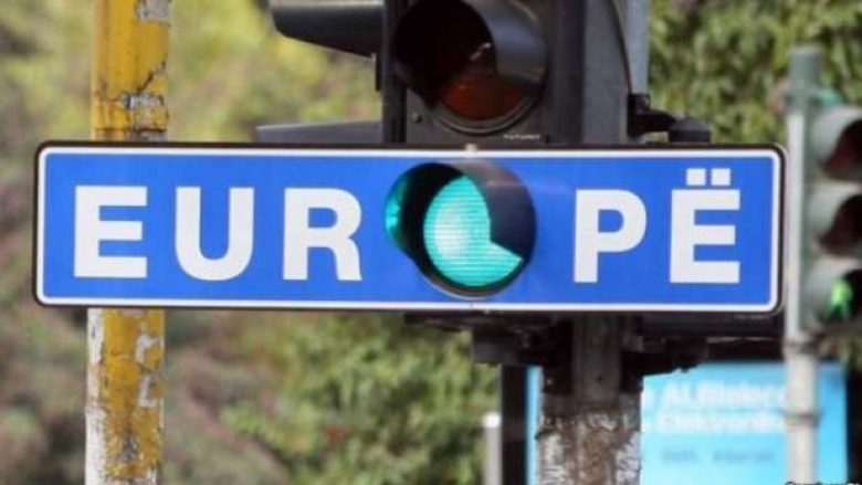 10 vjet nga vendimi për liberalizimin e vizave për Shqipërinë