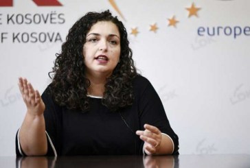 Reagon Vjosa Osmani: Nuk është shkëputur kontrata me ambasadorin Walker