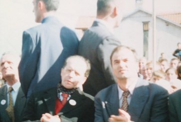 Agim Maka publikon foto të rrallë me Ibrahim Rugovën