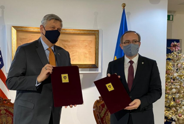 SHBA i bënë dhuratë Kosovës grandin milionësh