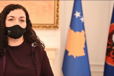 Vjosa Osmani flamurin e LDK-së e vendosë në zyren e presidences