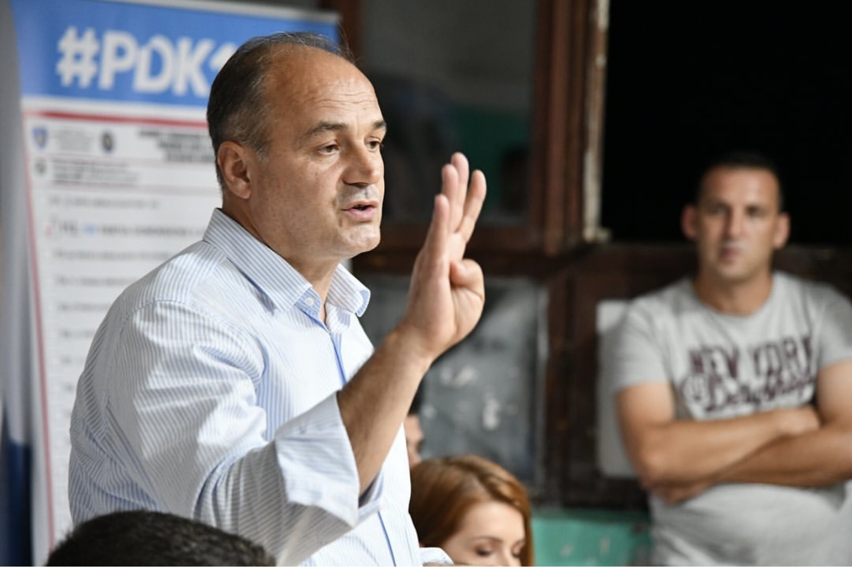 Enver Hoxhaj me një mesazh për VV-në