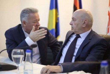 Sfarqa: Vjosa pamëshirshëm po punon kundër shtëpisë së vet
