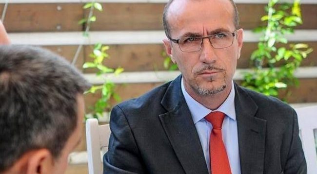 Haxhiu, PDK: Serbia me vaksinimin në Veri të Kosovës po cënon sovranitetin e Kosovës, Hoti u dorëzua si Kurti