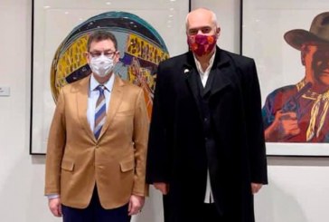 Edi Rama takohet me bossin e Pfizer, brenda 2 muajve nis vaksinimi në Shqipëri