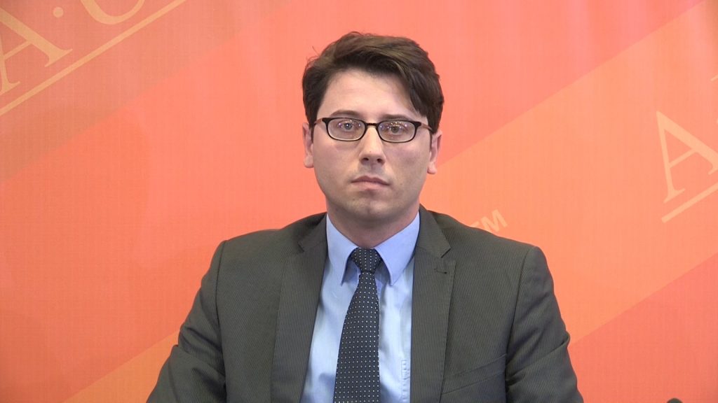 Murati: 3 milionë euro janë ndarë nga buxheti për polisat, kushdo që u merr para mërgimtarëve po i vjedh ata