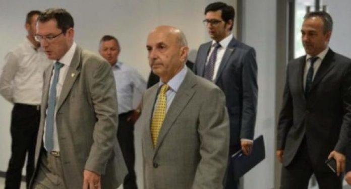 Dikur këshilltar i Isa Mustafës sot aderoi në PDK
