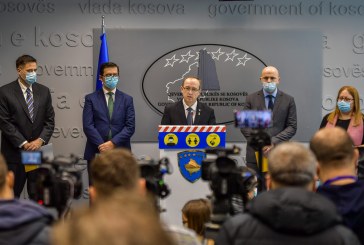 Kryeministri Hoti: Nga e premtja, qytetarët mund të aplikojnë për tërheqjen e kursimeve të tyre pensionale