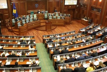 Projektligji për Rimëkëmbjen Ekonomike parasheh plotësimin edhe të tetë ligjeve të tjera